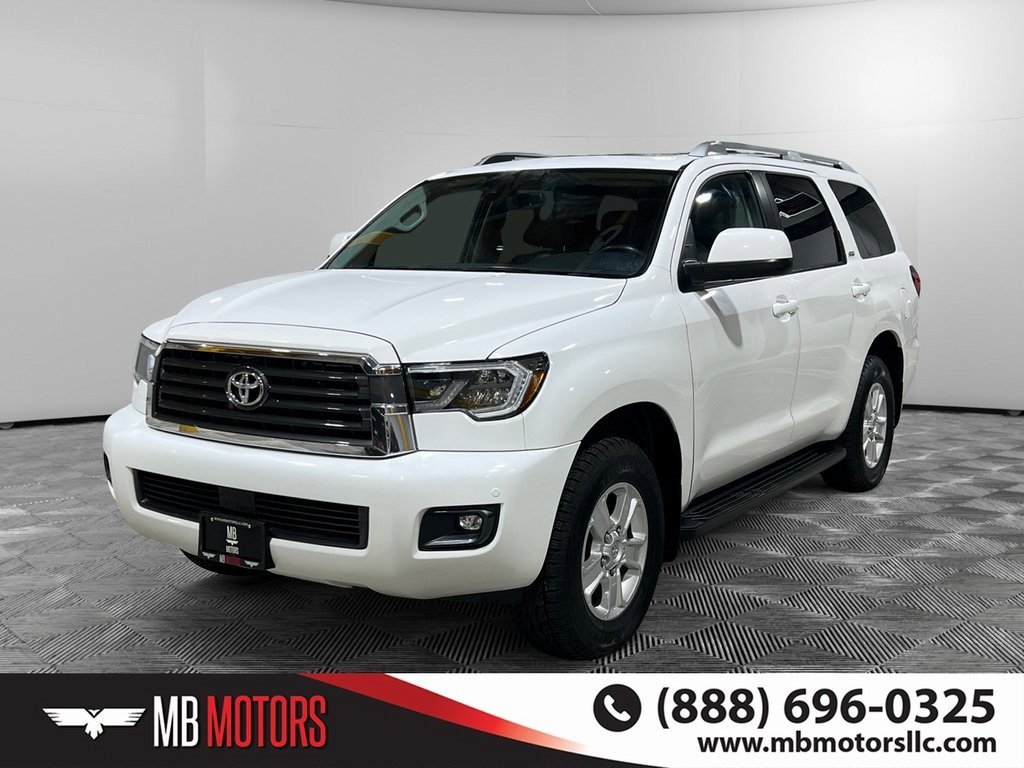 Used 2021 Toyota Sequoia SR5 w/ Premium Package image 9