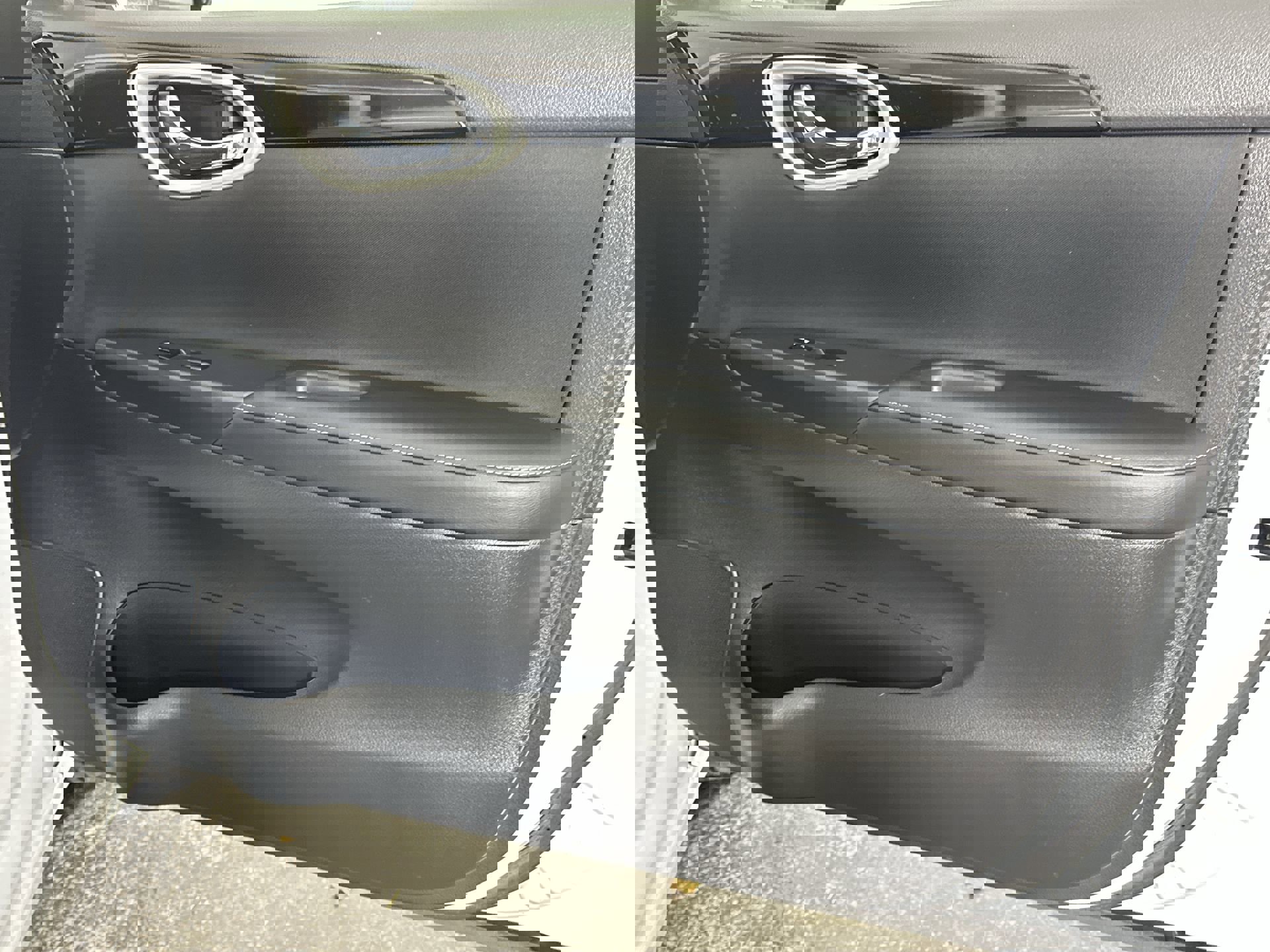 Used 2018 Nissan Sentra SV image 34