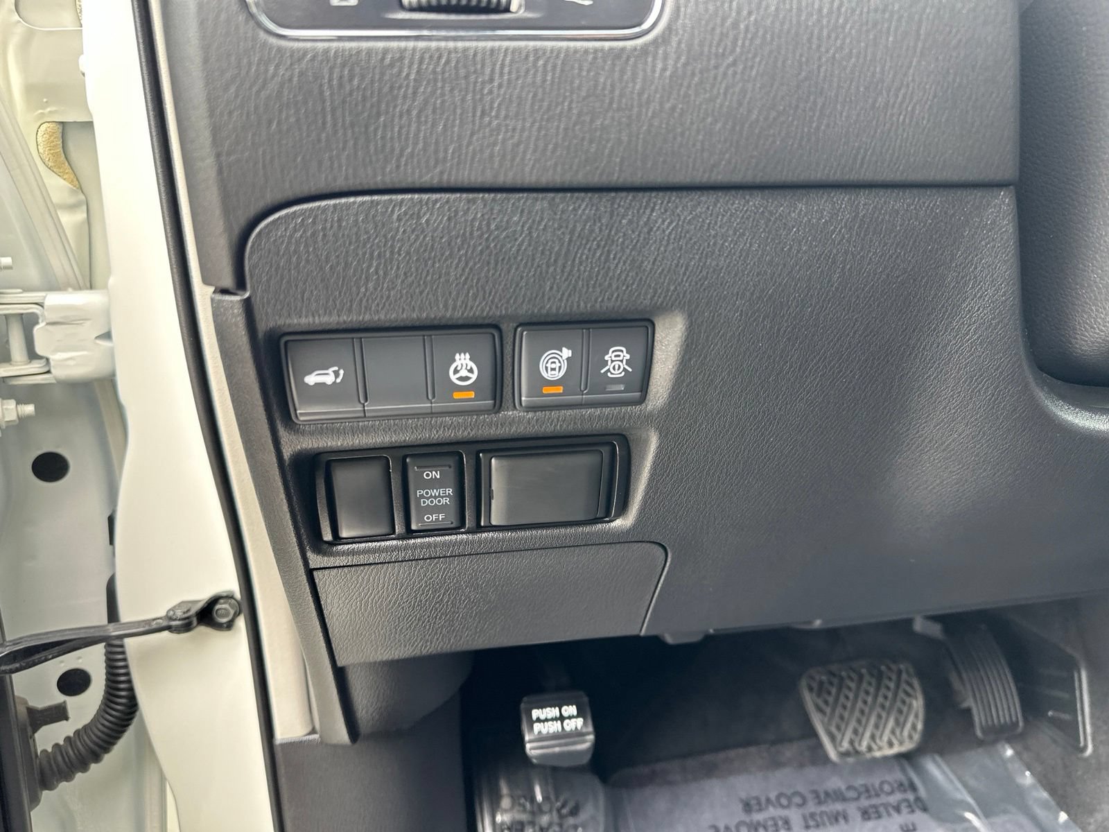Used 2020 Nissan Armada Platinum w/ Captain's Chairs Package AWD/4WD image 16