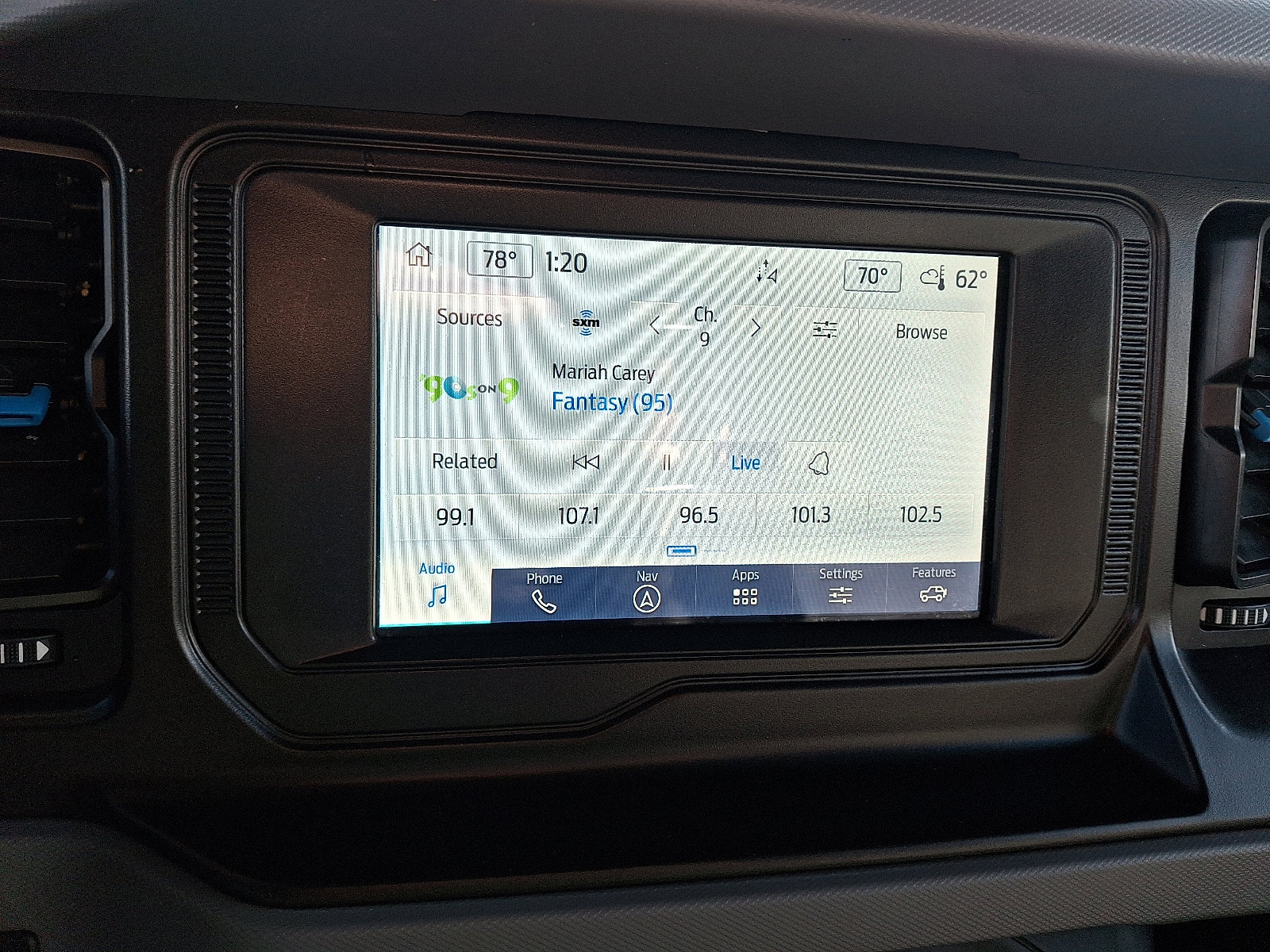 Used 2022 Ford Bronco Black Diamond image 16