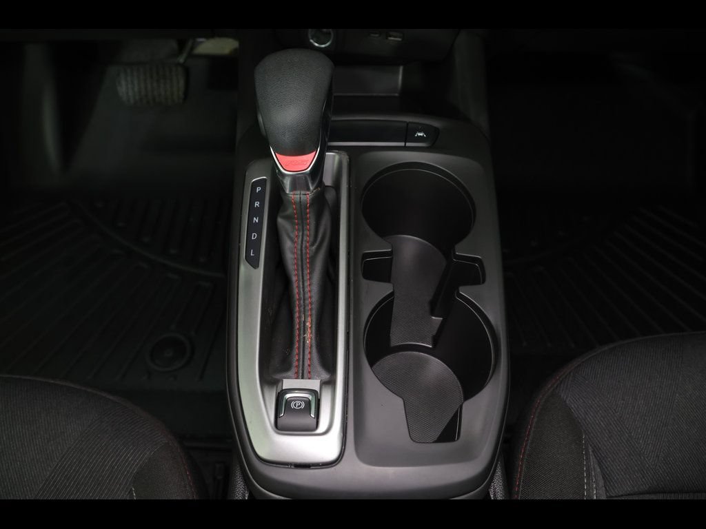 Used 2024 Chevrolet Trax RS FWD image 24