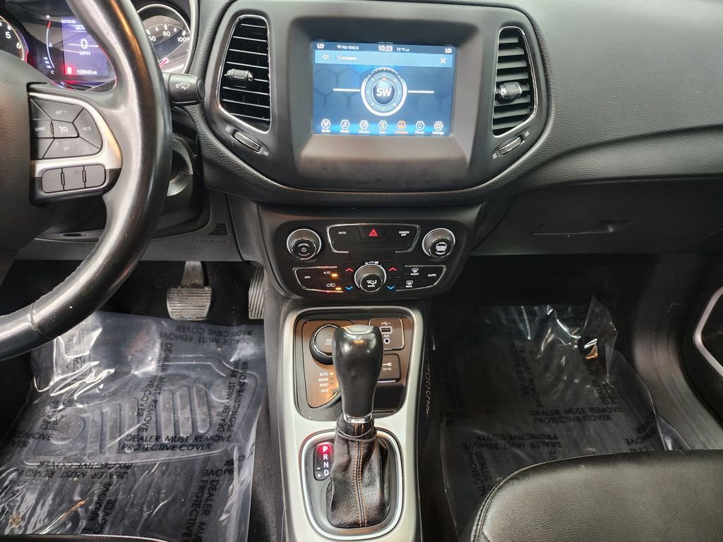 Used 2019 Jeep Compass Latitude image 16
