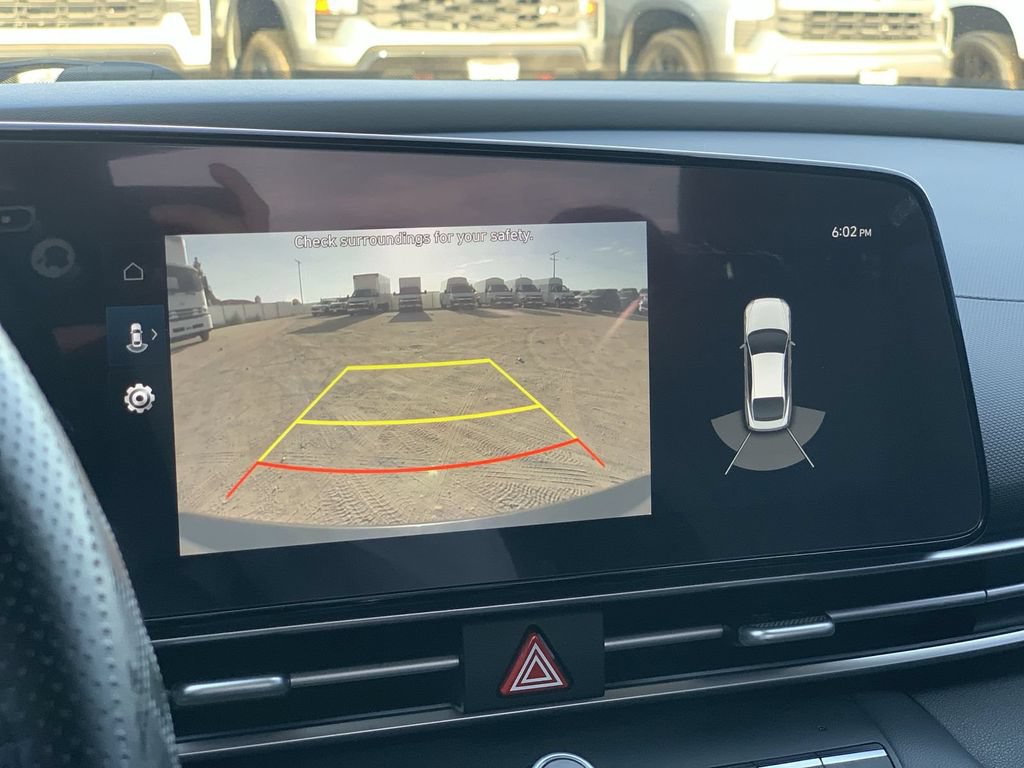 Used 2023 Hyundai Elantra Limited FWD image 12