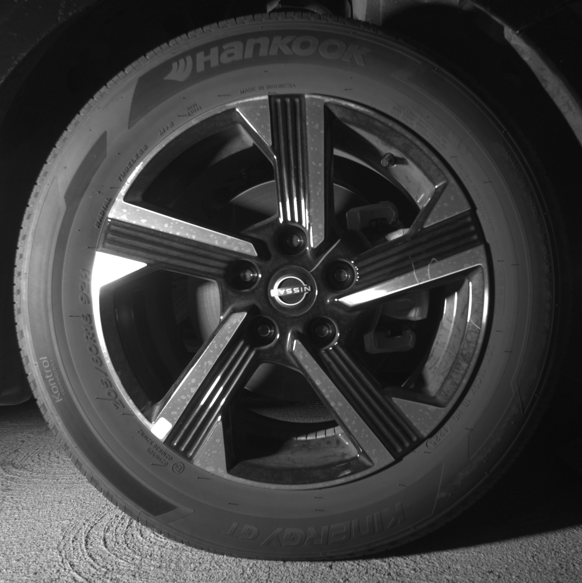 Used 2025 Nissan Sentra SV FWD image 13