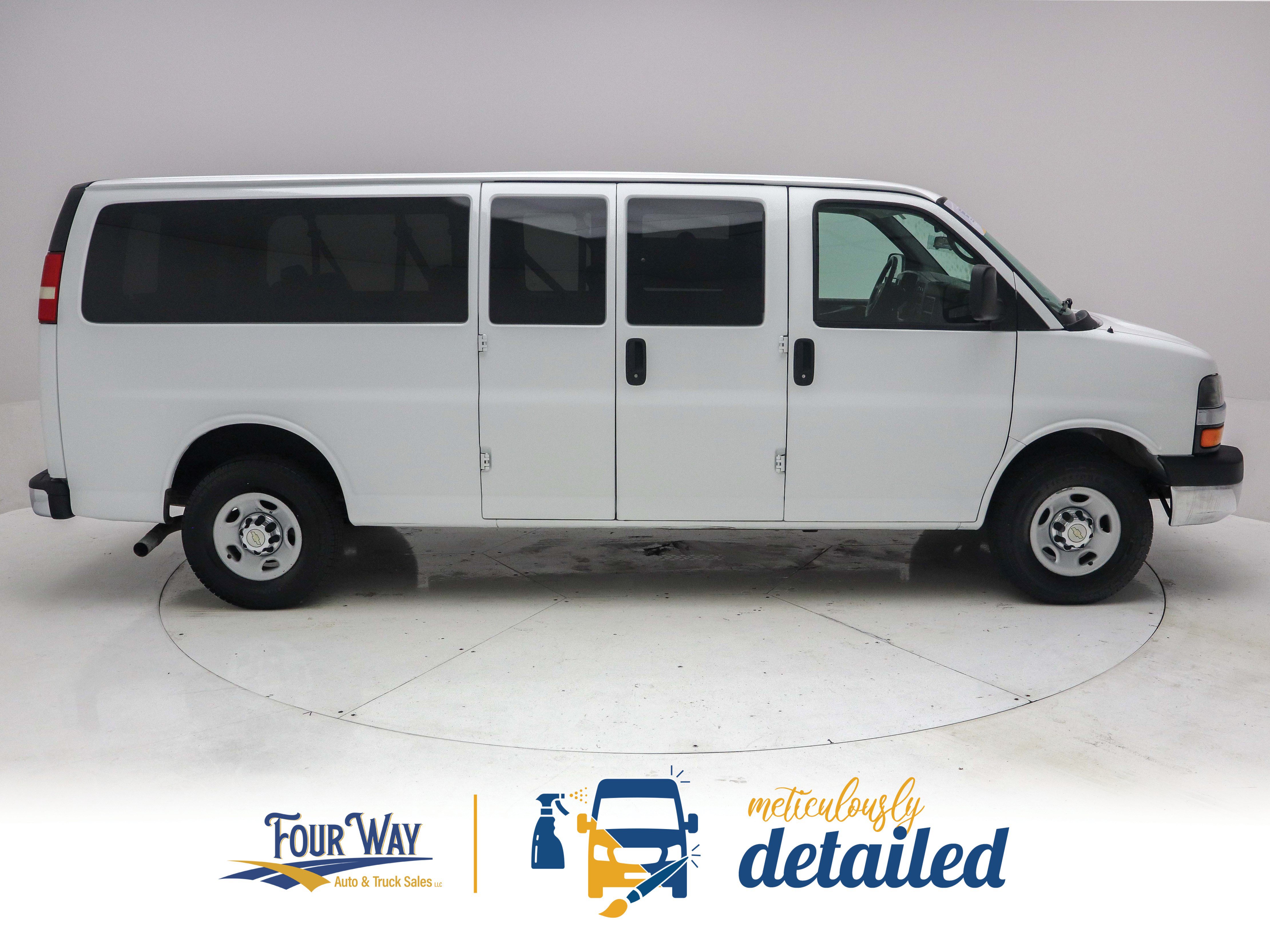 Used 2014 Chevrolet Express 3500 LT w/ LT Preferred Equipment Group RWD image 2