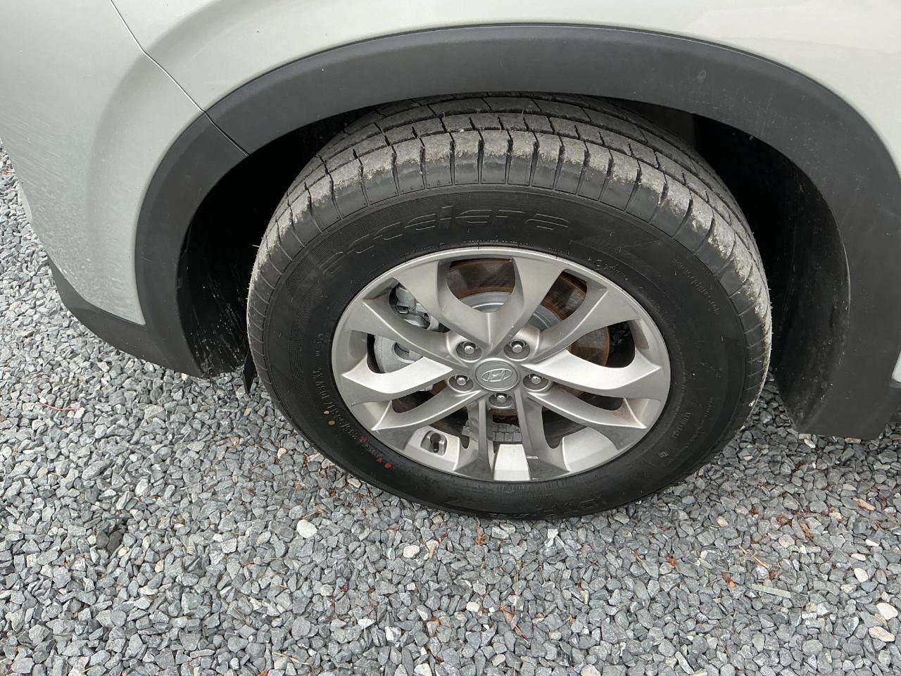 Used 2019 Hyundai Santa Fe SE AWD/4WD image 23