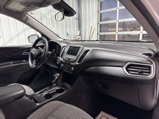 Used 2023 Chevrolet Equinox LT image 24
