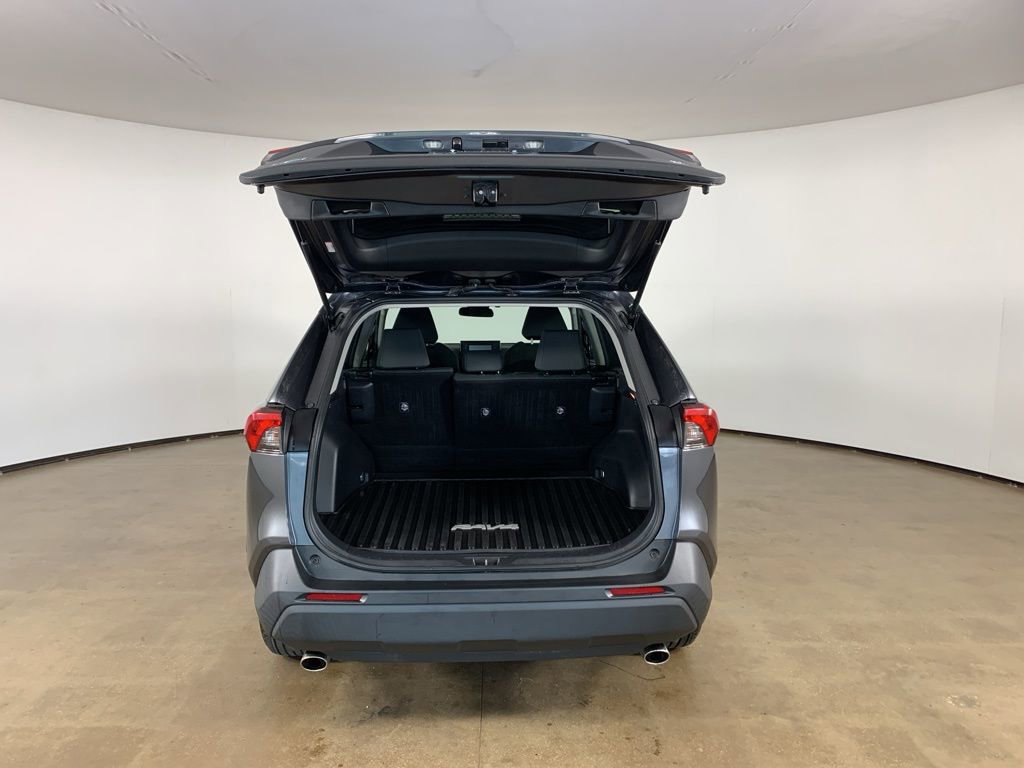 Used 2021 Toyota RAV4 XLE w/ XLE Grade Weather Package image 12