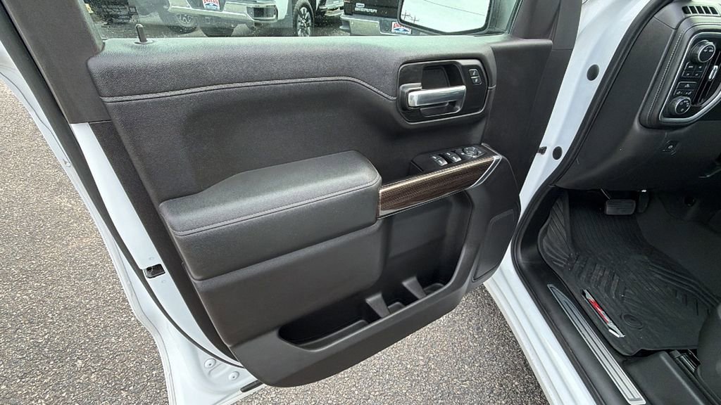 Used 2020 Chevrolet Silverado 1500 LT w/ All-Star Edition image 11