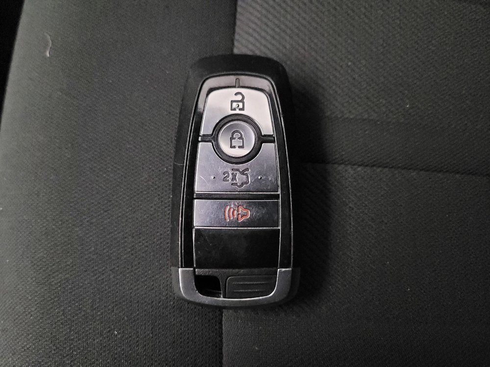 Used 2019 Ford Mustang Coupe RWD image 32