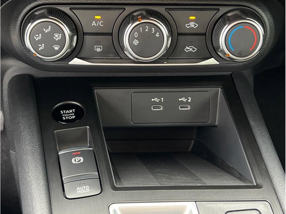 New 2026 Nissan Kicks S image 14