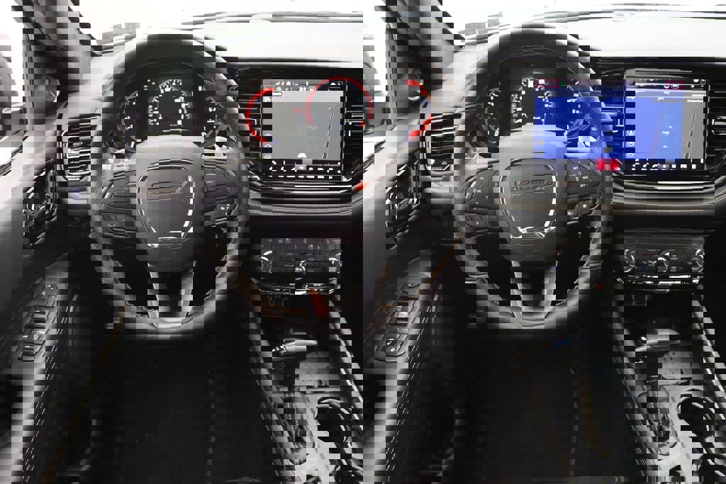 Used 2025 Dodge Durango R/T image 16