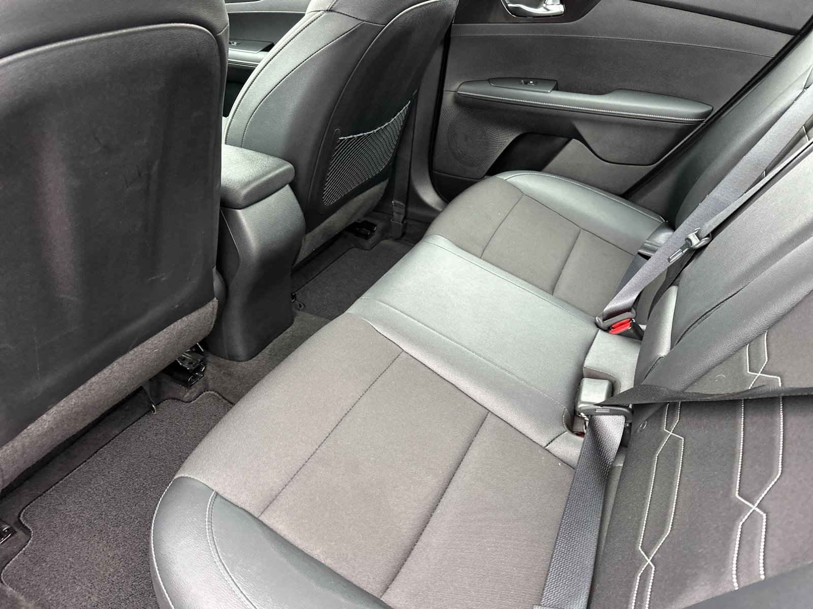 Used 2024 Kia Forte GT-Line w/ GT-Line Premium Package image 12