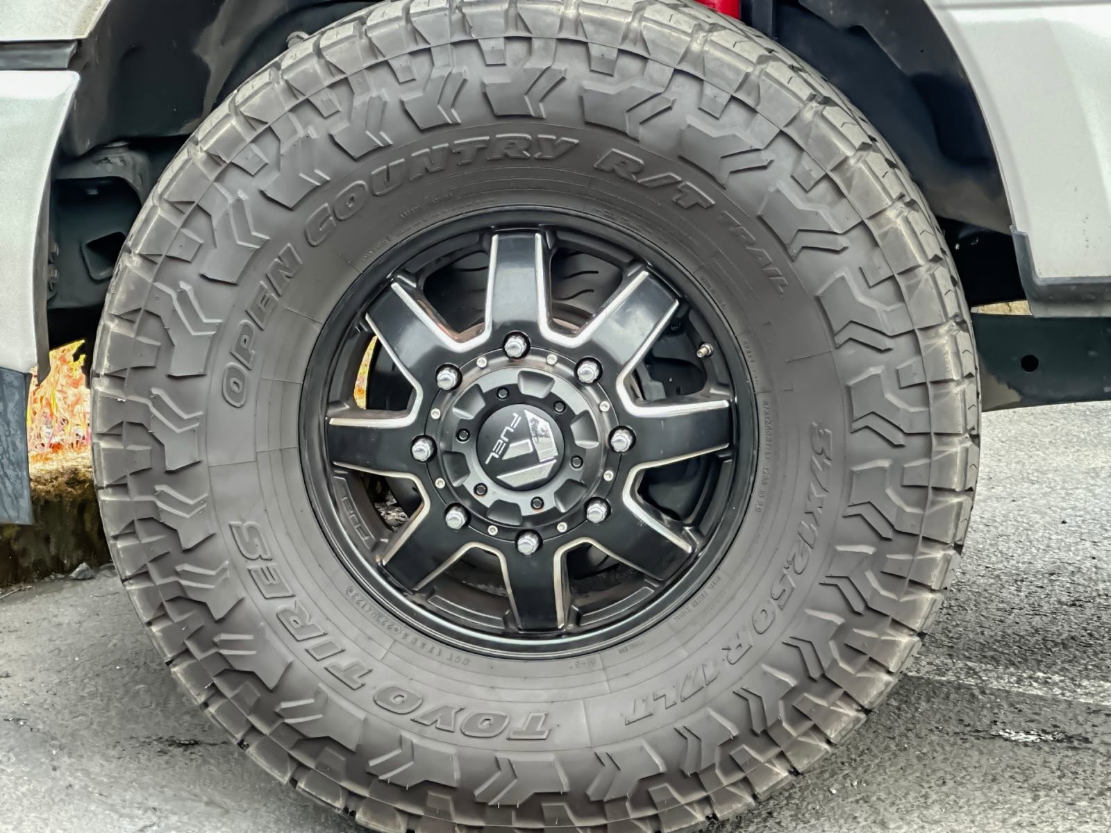 Used 2017 Ford F350 Platinum image 25