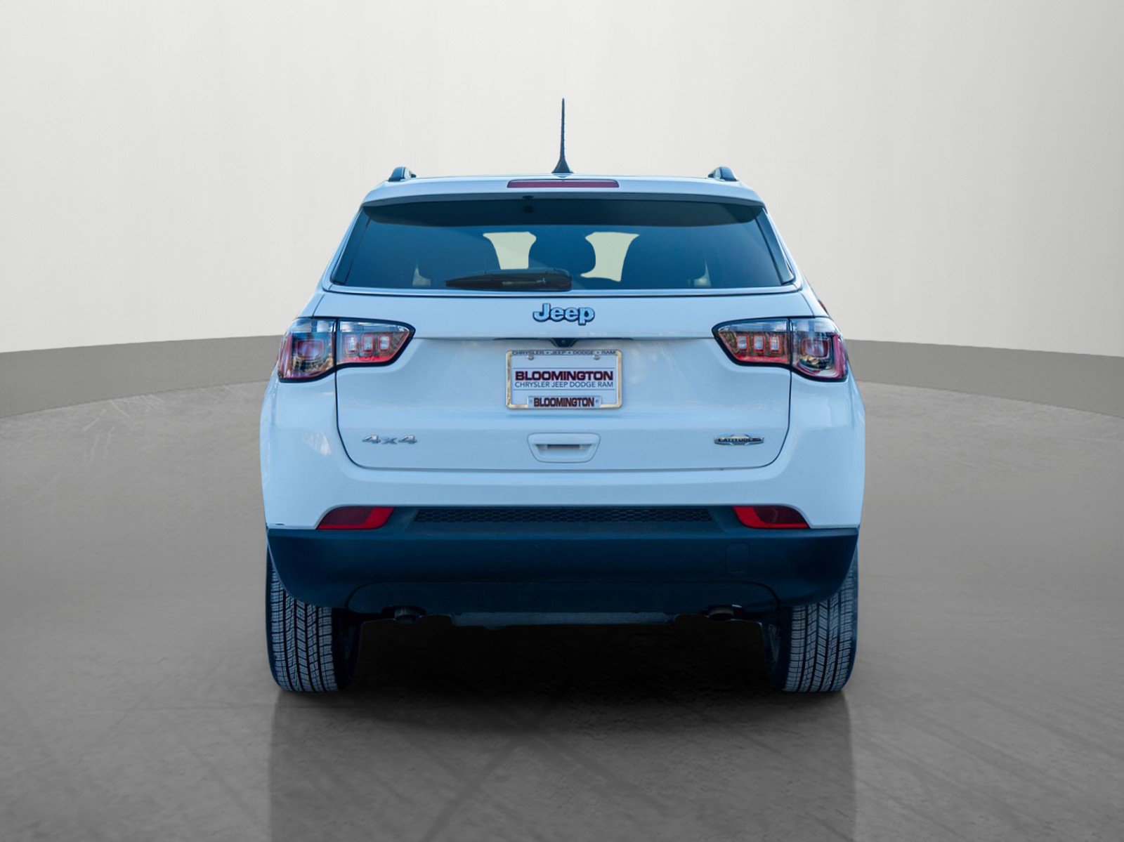 Used 2023 Jeep Compass Latitude image 6