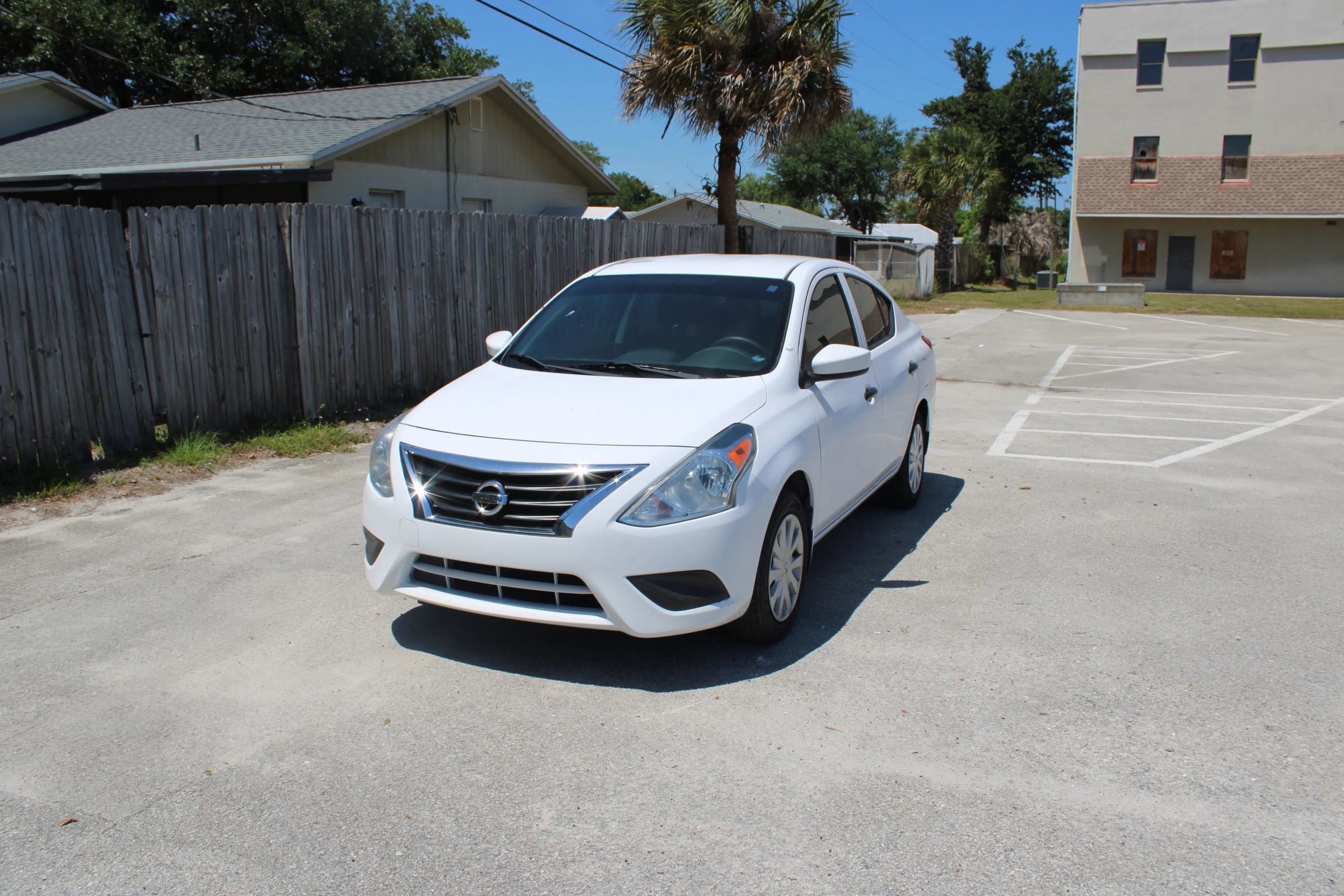 Used 2018 Nissan Versa S FWD image 22