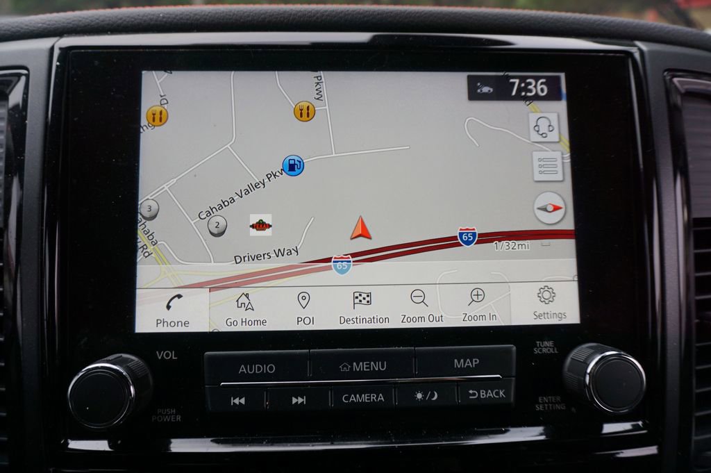 Used 2021 Nissan Titan PRO-4X w/ Pro-4x Convenience Package image 11