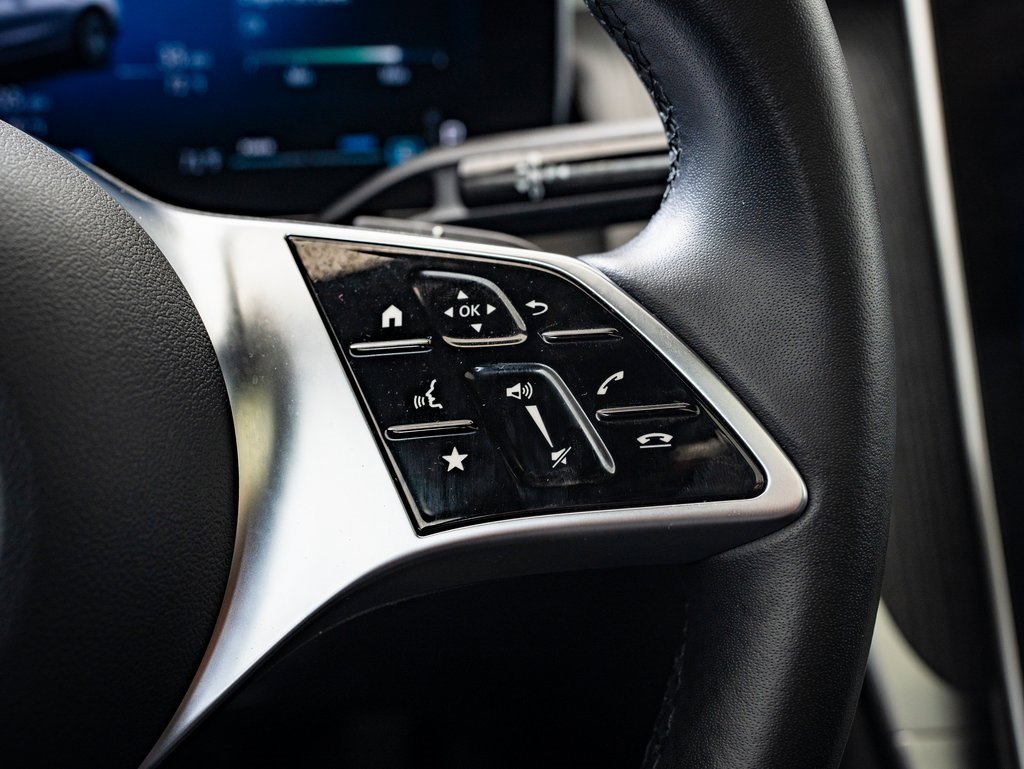 Certified 2025 Mercedes-Benz GLC 300 4MATIC image 25