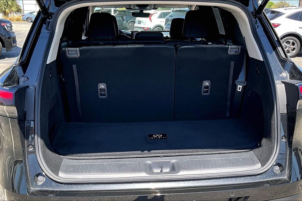 Certified 2026 INFINITI QX60 Luxe w/ Cargo Package FWD image 50