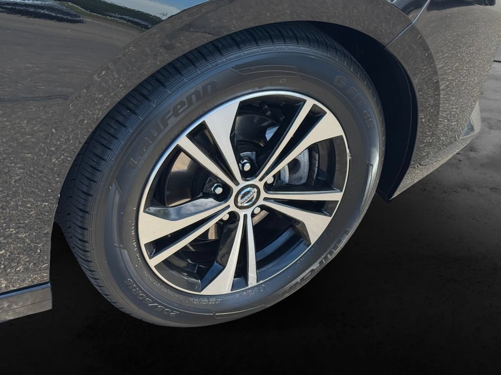 Used 2023 Nissan Sentra SV FWD image 11