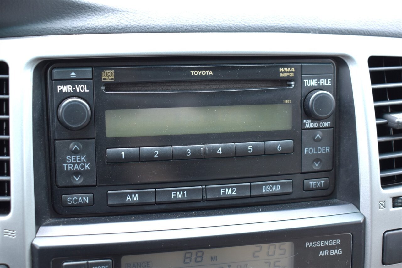 Used 2008 Toyota 4Runner SR5 AWD/4WD image 21