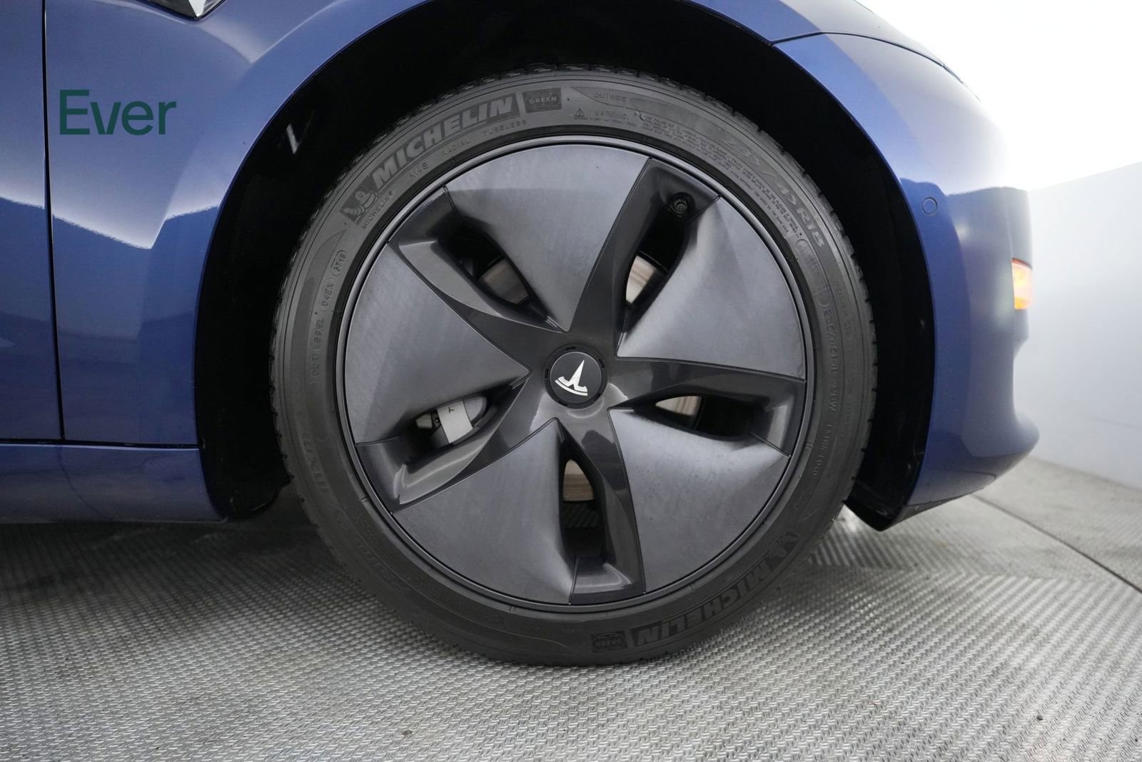 Used 2019 Tesla Model 3 Standard Range Plus RWD image 19