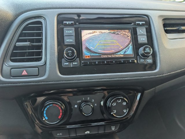 Used 2022 Honda HR-V LX image 16
