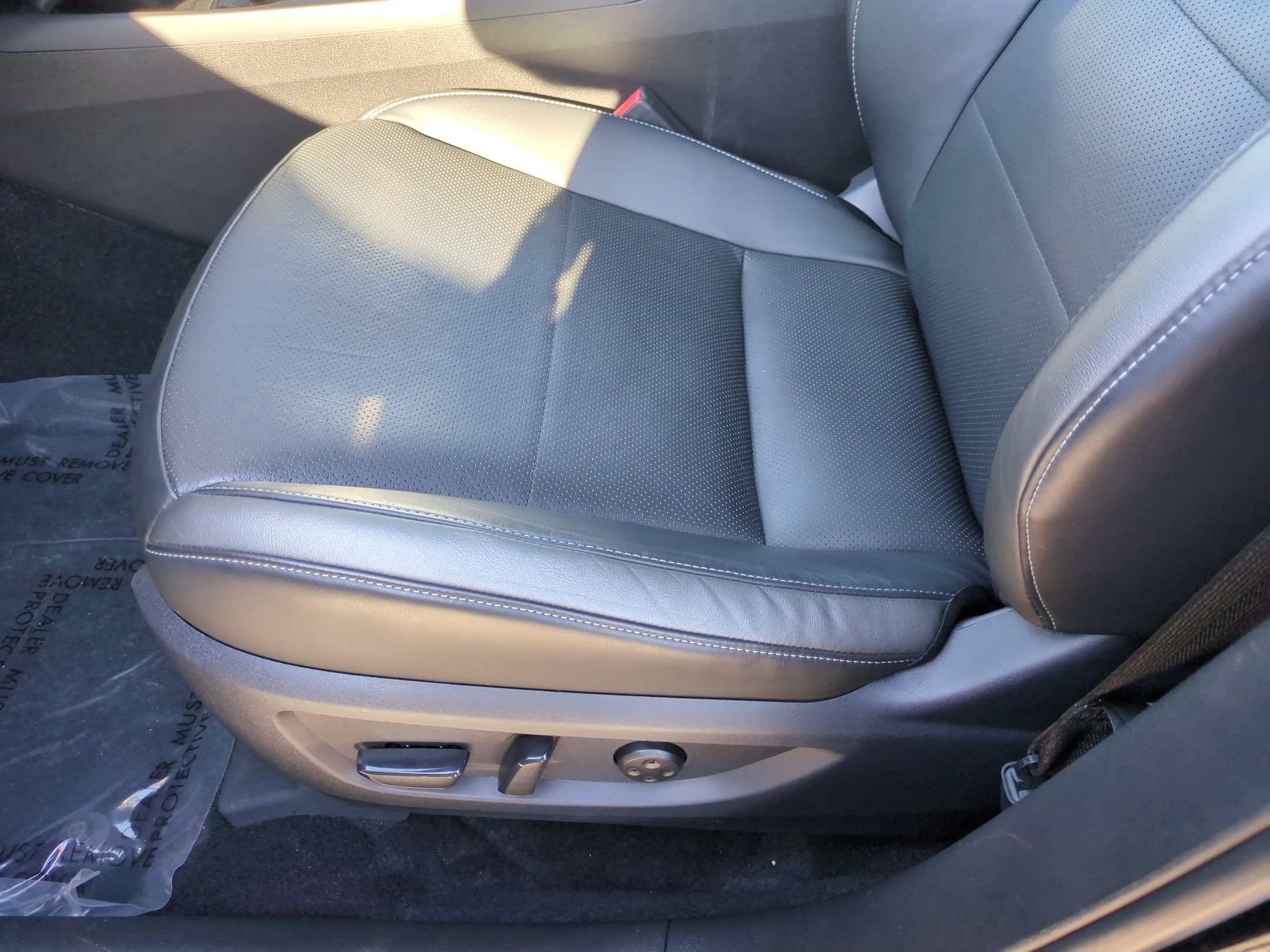Used 2025 INFINITI QX55 Essential AWD/4WD image 17