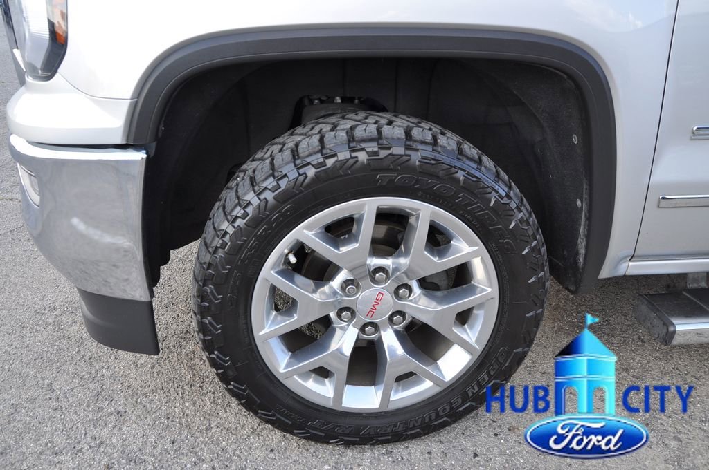 Used 2018 GMC Sierra 1500 SLT w/ SLT Premium Package AWD/4WD image 9