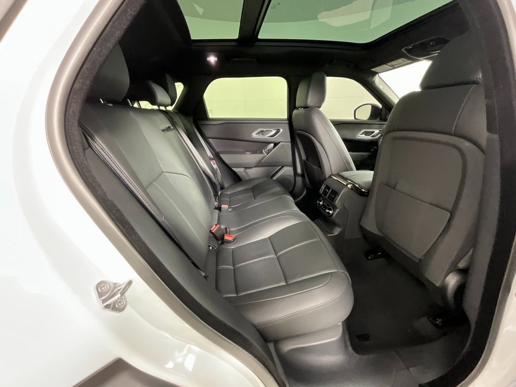 Used 2026 Land Rover Range Rover Velar Dynamic SE image 24