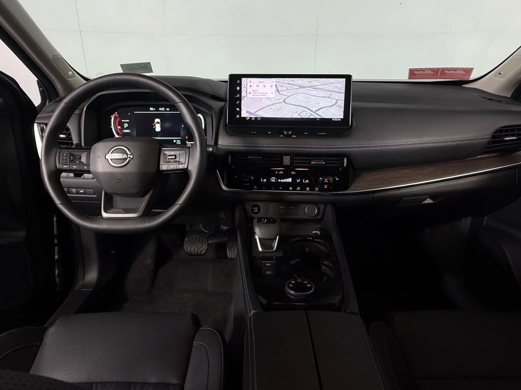 Used 2026 Nissan Rogue Platinum w/ Platinum Premium Package AWD/4WD image 15