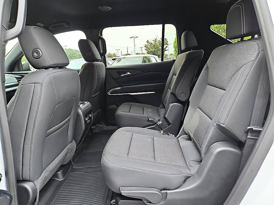 New 2027 Chevrolet Traverse LT AWD/4WD image 10