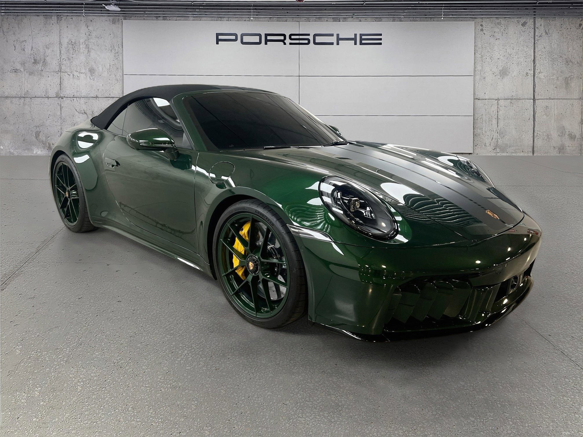 Certified 2026 Porsche 911 Carrera 4 GTS AWD/4WD image 7