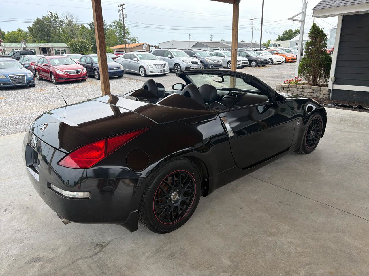 Used 2005 Nissan 350Z Enthusiast RWD image 6