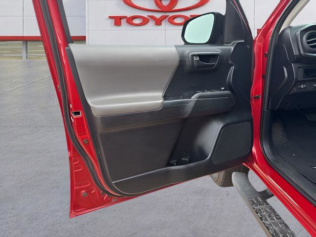 Used 2018 Toyota Tacoma SR w/ SR Convenience Package image 22