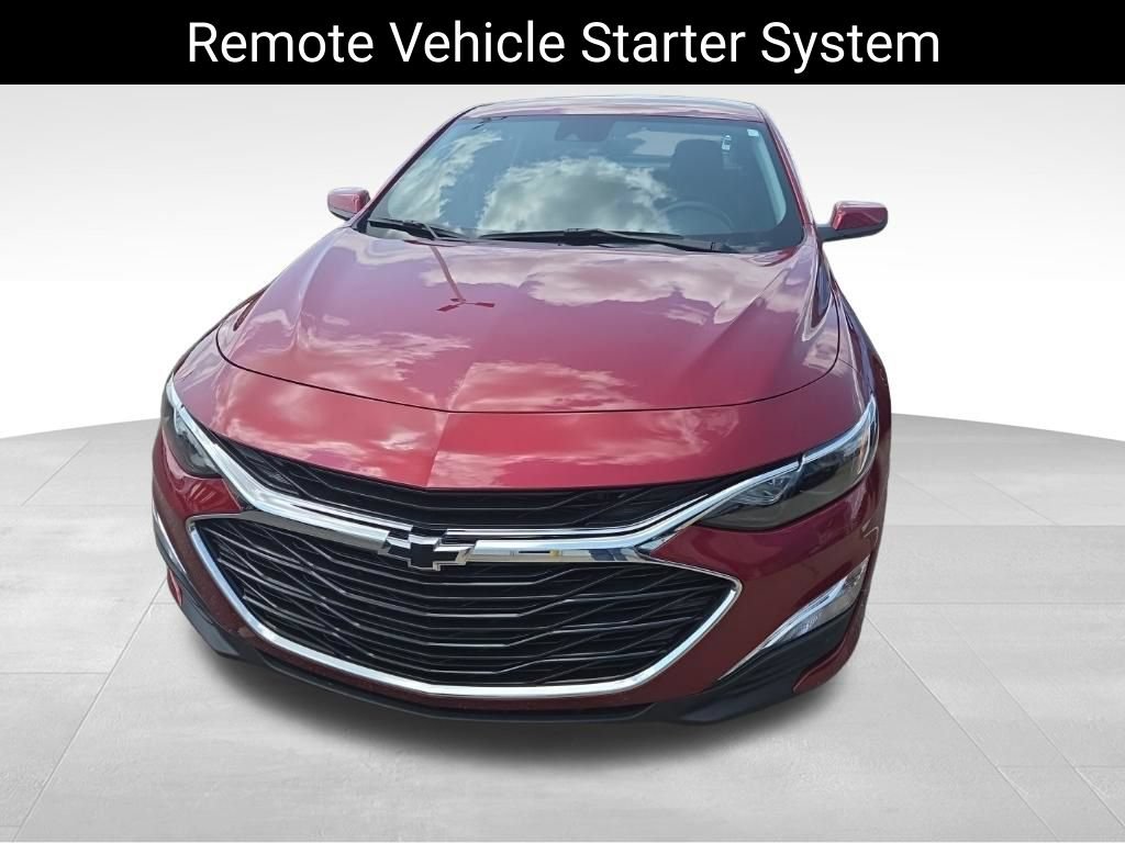 Used 2023 Chevrolet Malibu RS w/ LPO, Floor Liner Package FWD image 9