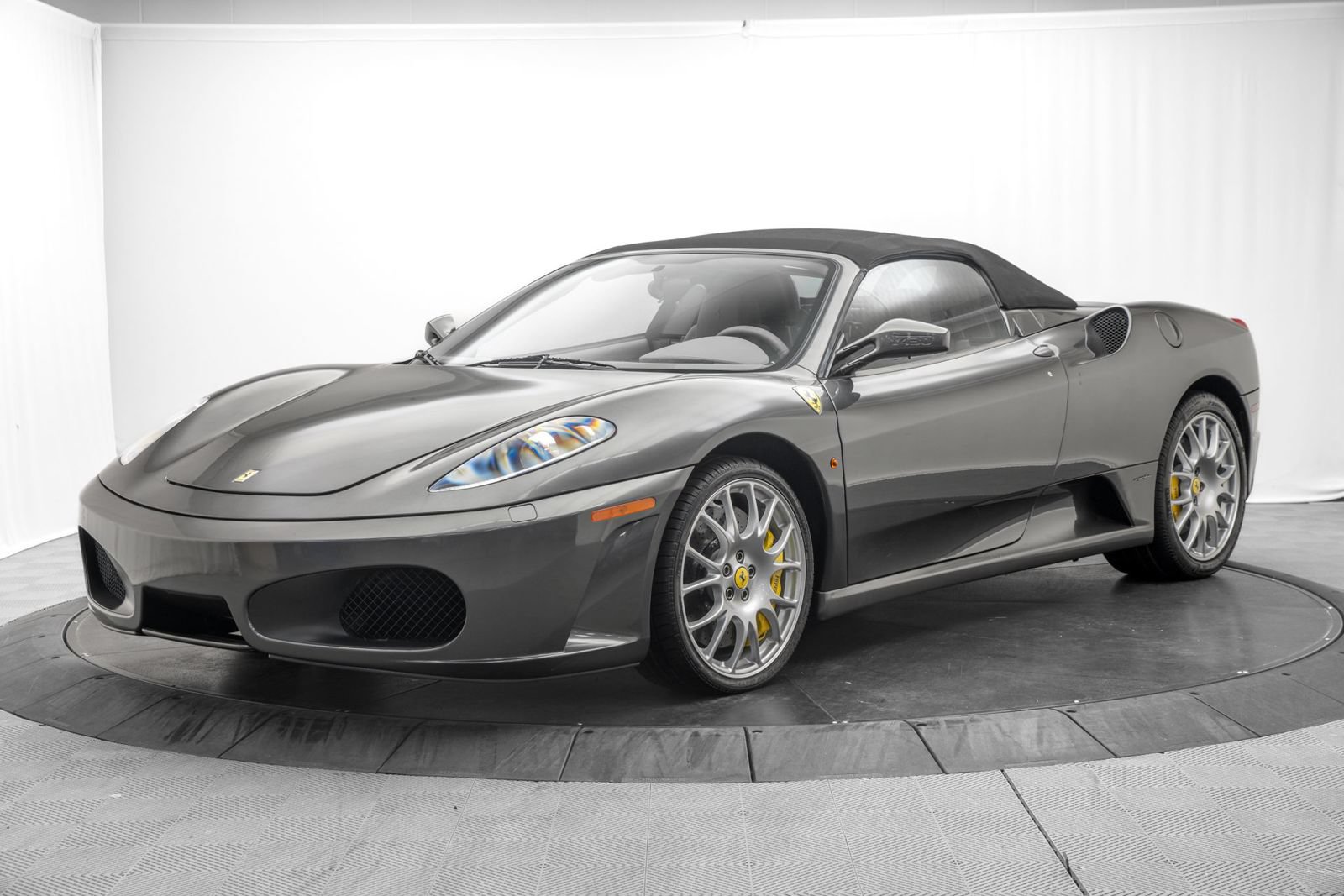 Used 2009 Ferrari F430 Spider RWD image 3