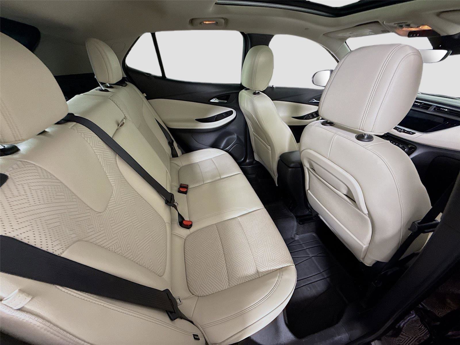 Used 2021 Buick Encore GX Essence w/ Advanced Technology Package image 20