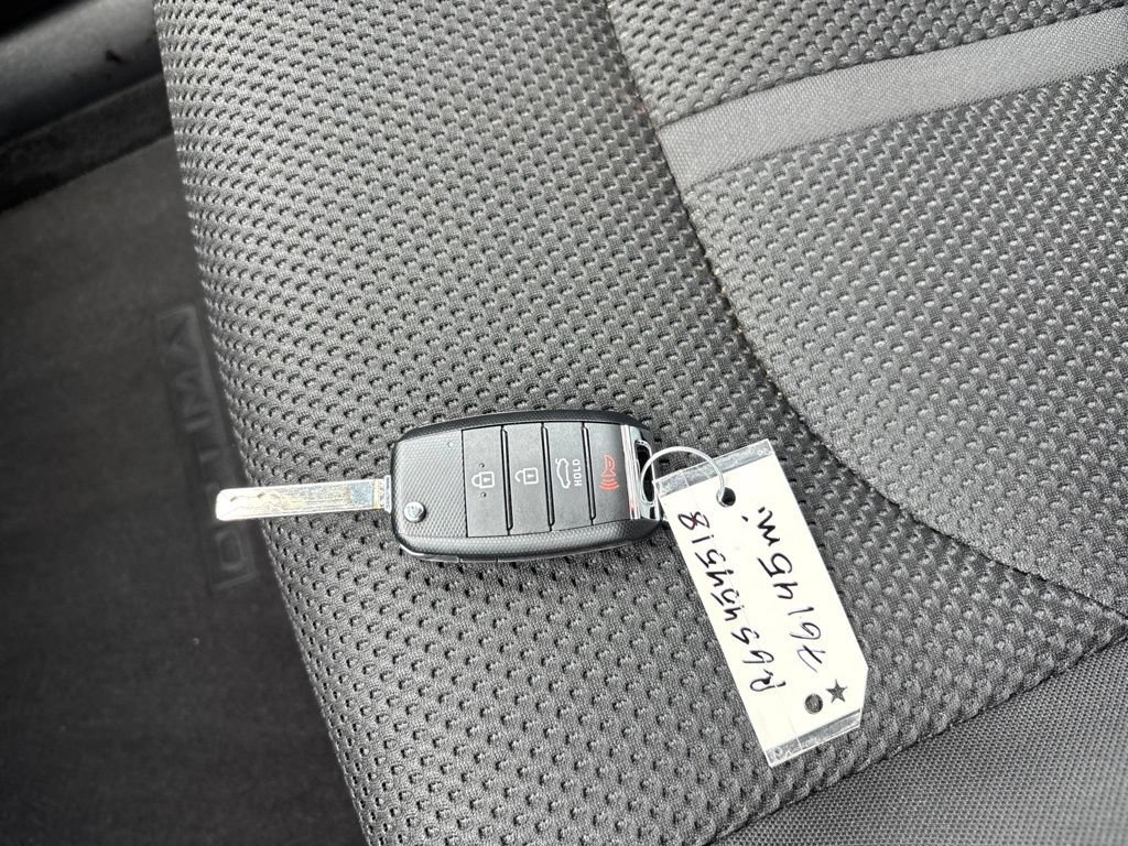 Used 2019 Kia Optima LX FWD image 33
