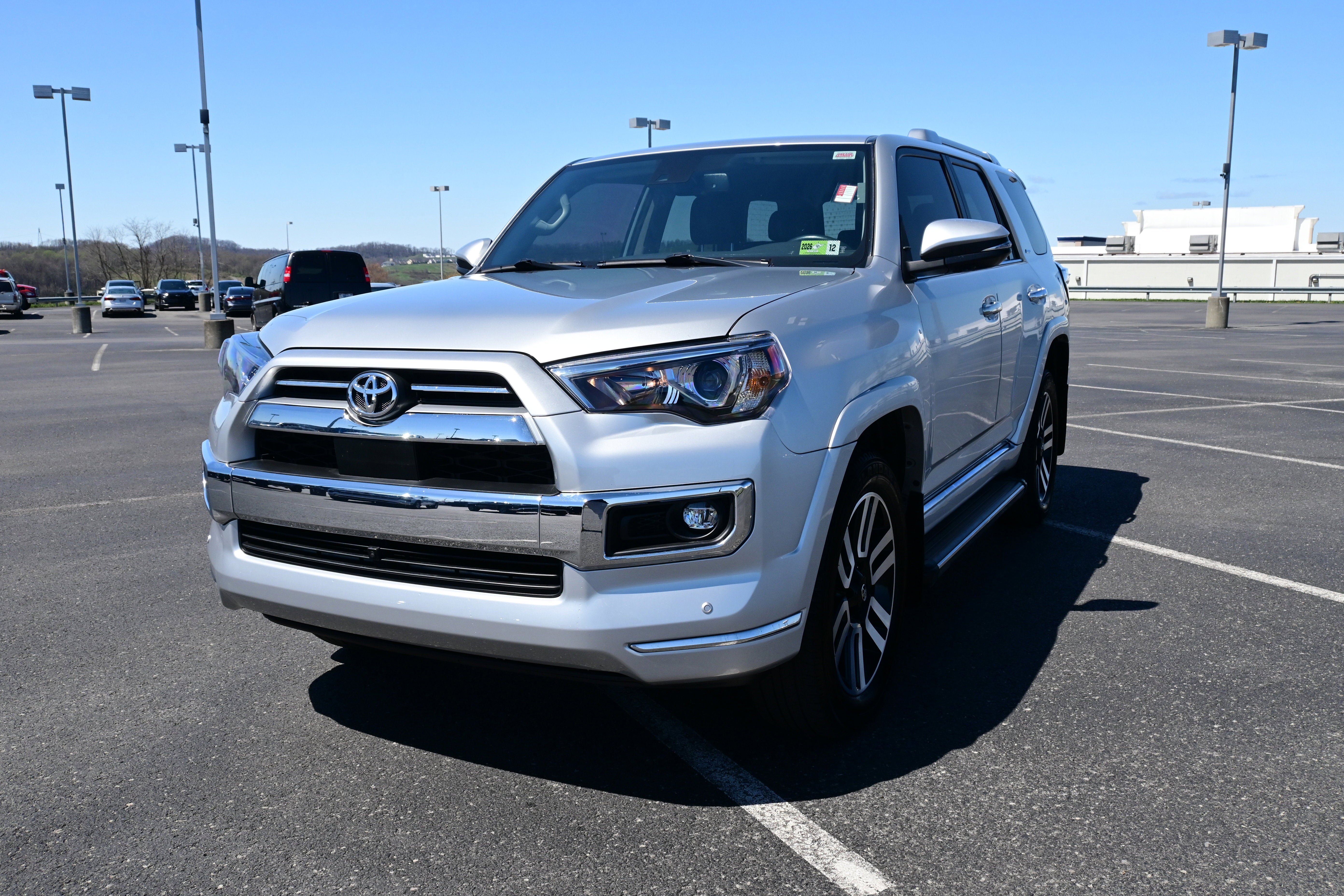 Used 2024 Toyota 4Runner Limited AWD/4WD image 4