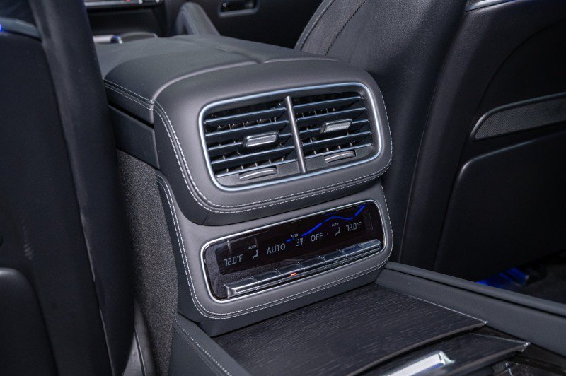 New 2026 Mercedes-Benz Maybach GLS 600 4MATIC image 27