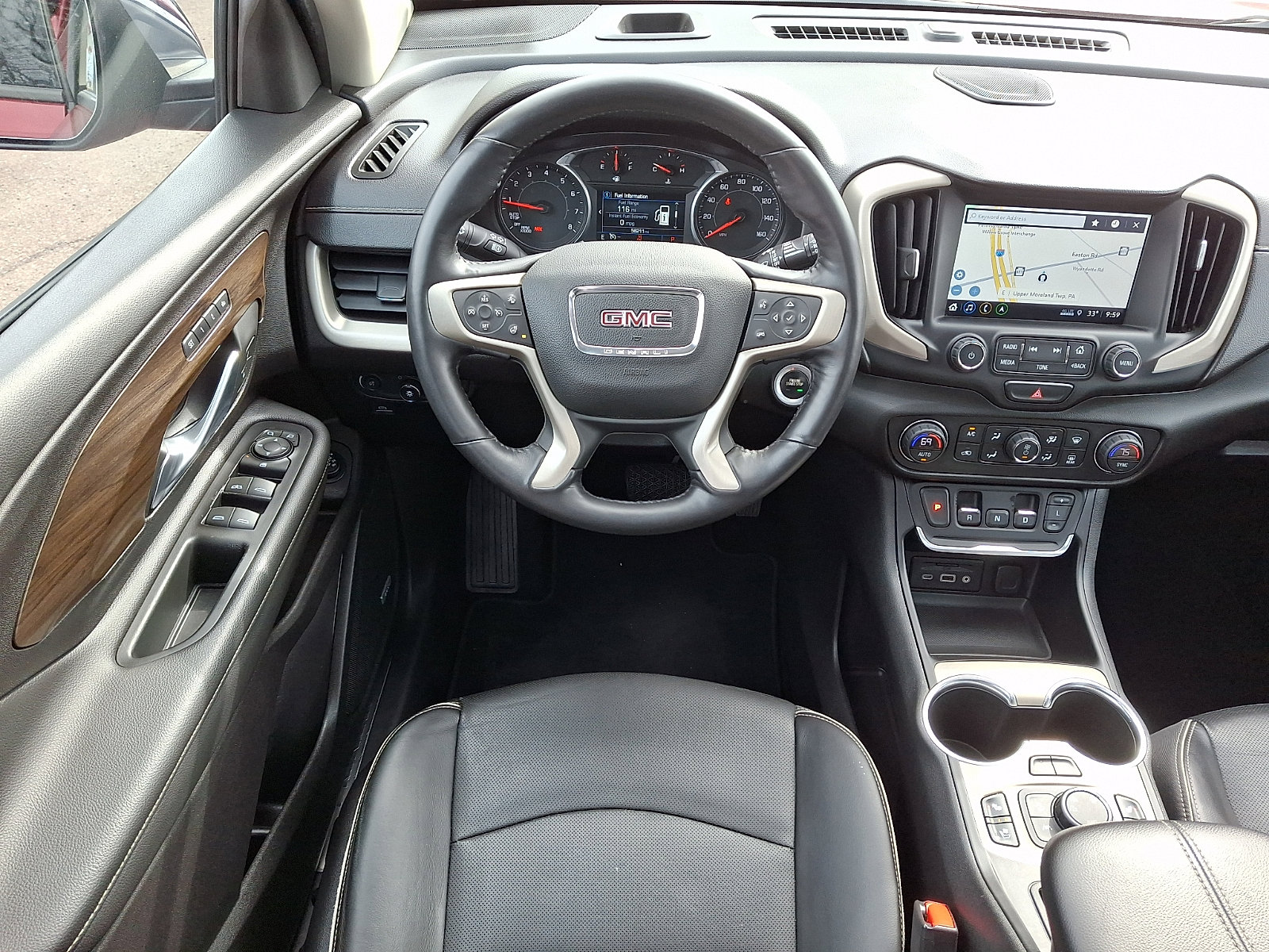 Used 2018 GMC Terrain Denali w/ Advanced Safety Package image 11