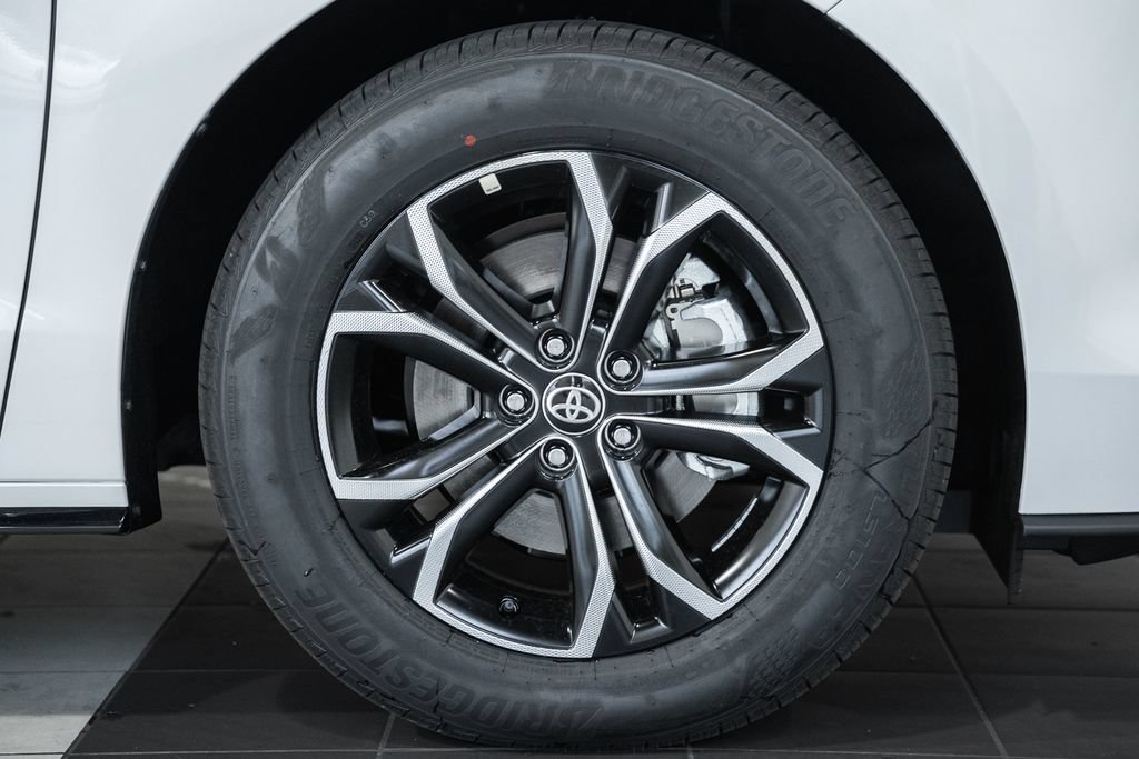 New 2026 Toyota Sienna Platinum AWD/4WD image 16