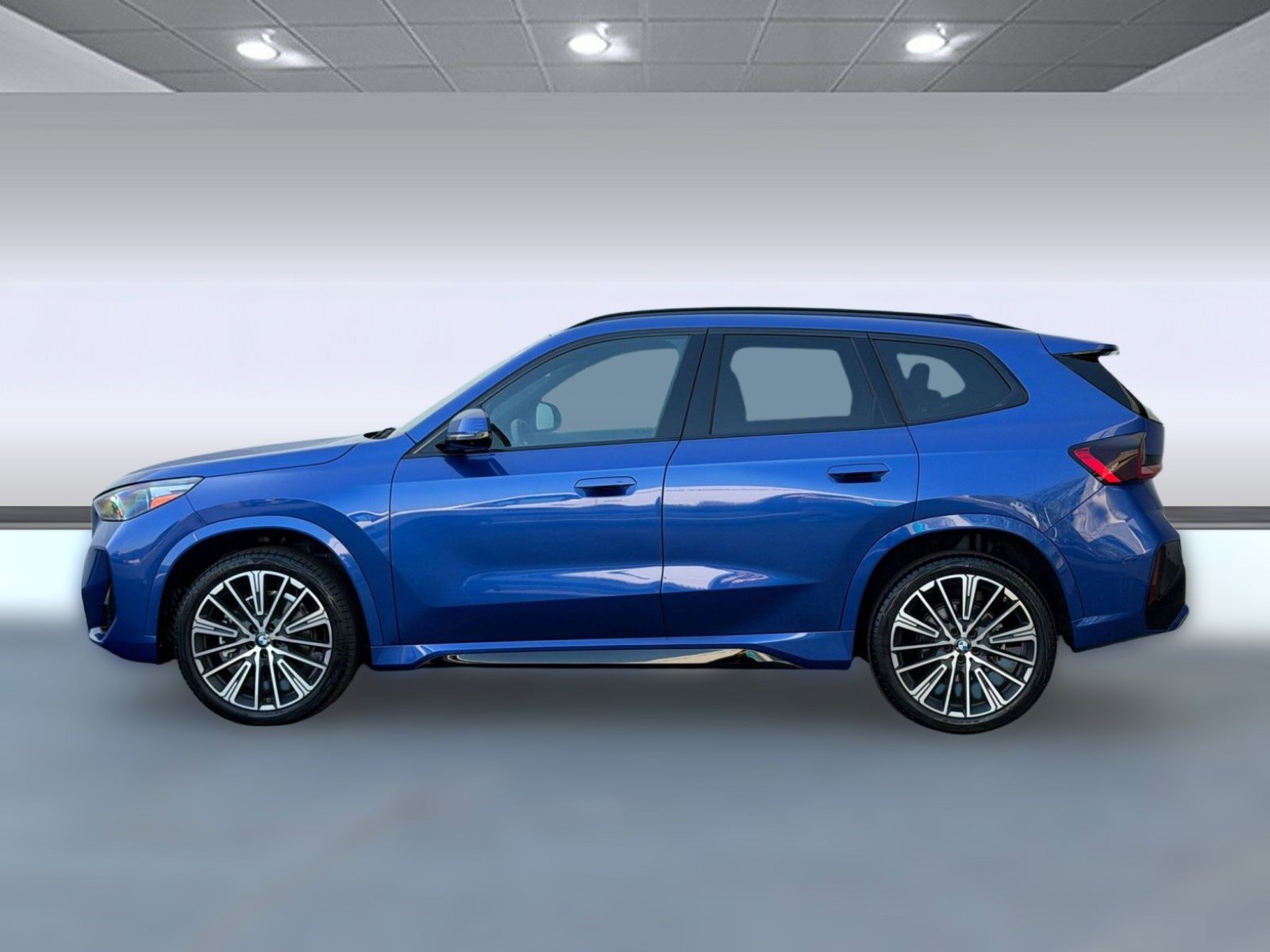 Certified 2024 BMW X1 xDrive28i image 2