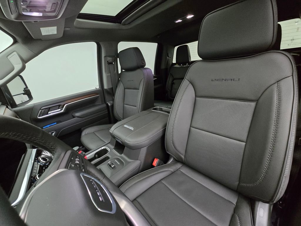 New 2025 GMC Sierra 2500 Denali w/ Denali Reserve Package image 27