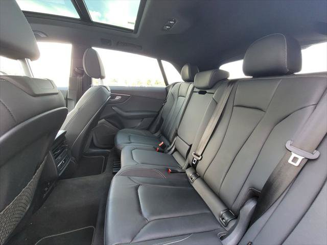 Used 2023 Audi Q8 Premium w/ Convenience Package AWD/4WD image 17