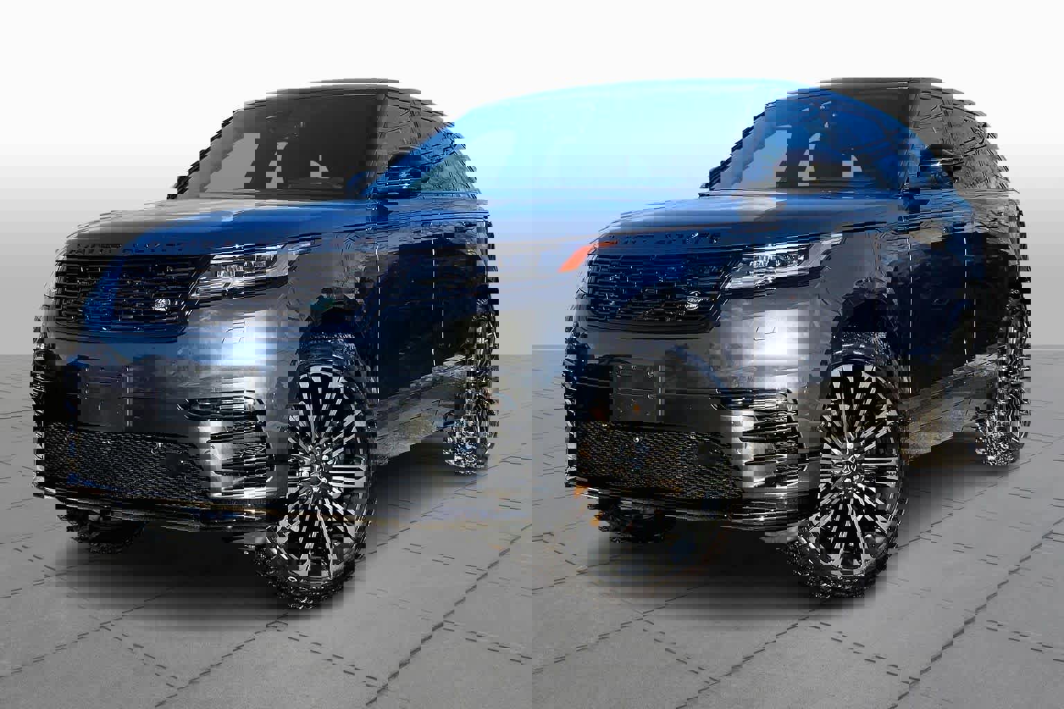 Used 2026 Land Rover Range Rover Velar Dynamic SE