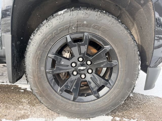 Used 2020 Chevrolet Colorado Z71 w/ Z71 Midnight Edition image 9