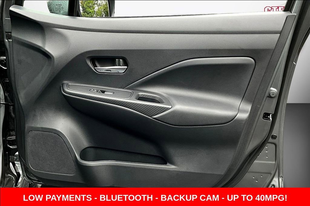 New 2025 Nissan Versa SV w/ Trunk Package FWD image 29