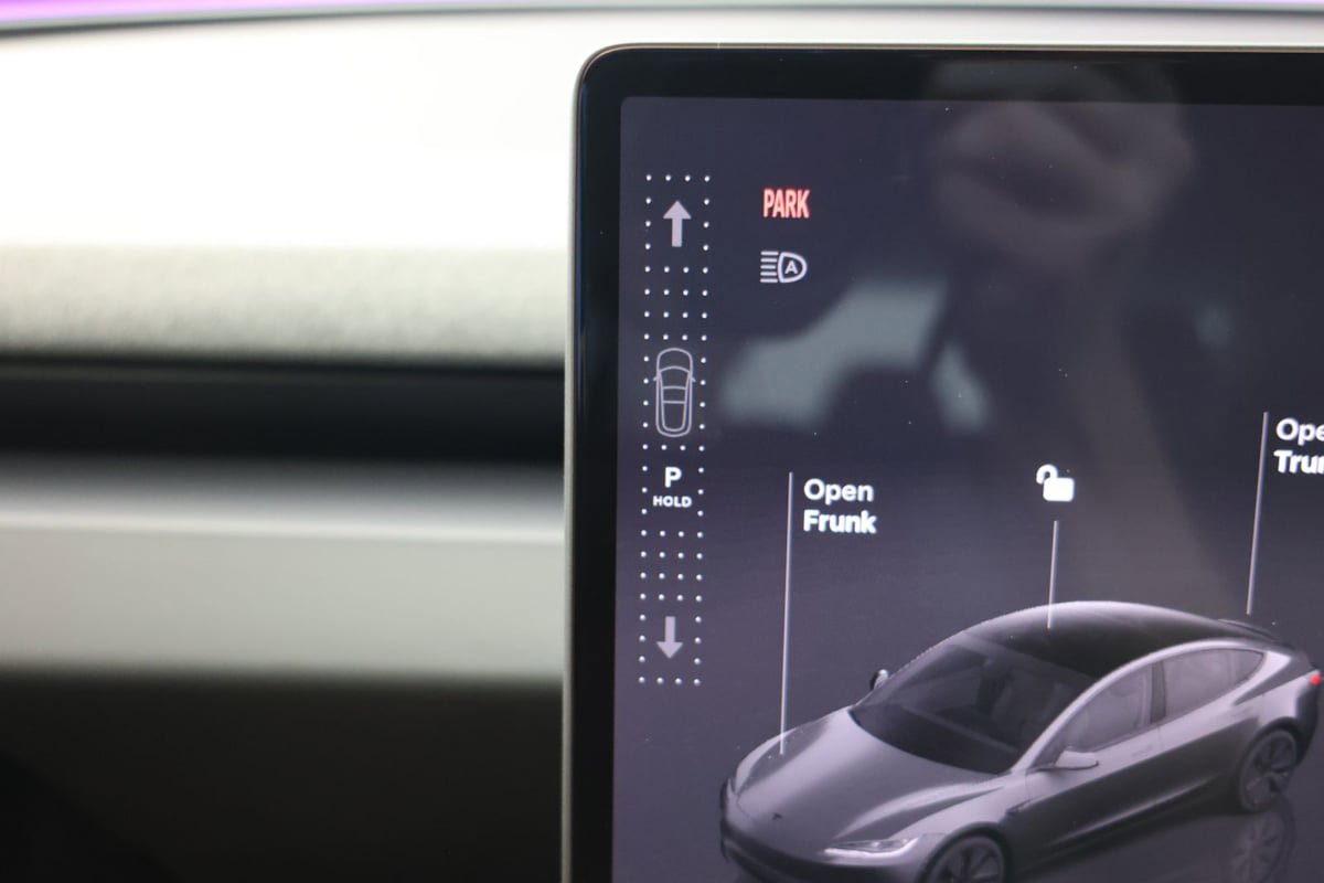 Used 2025 Tesla Model 3 RWD image 6